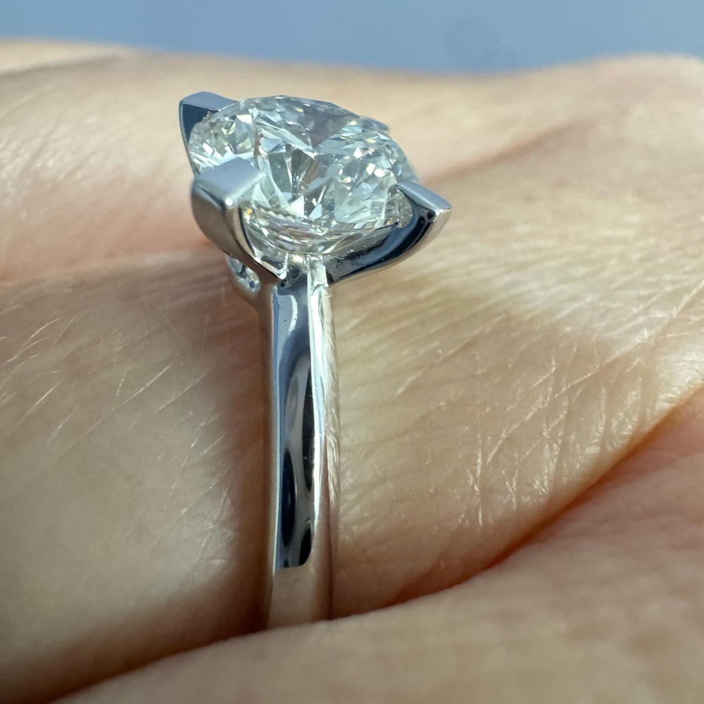14K White Gold 1.51 CW Round Lab Diamond Solitaire Ring IGI Report 
Size 7